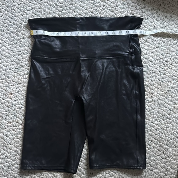 SPANX Black Bike Shorts - Picture 5 of 6
